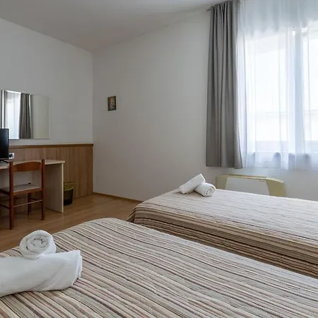 Porto 3* Задар