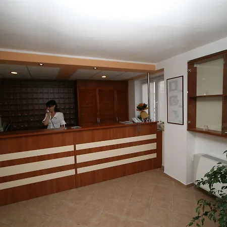 Porto 3* זאדאר