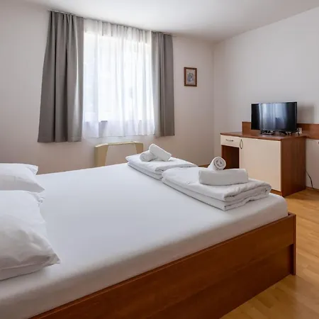 Porto Hotel 3*
