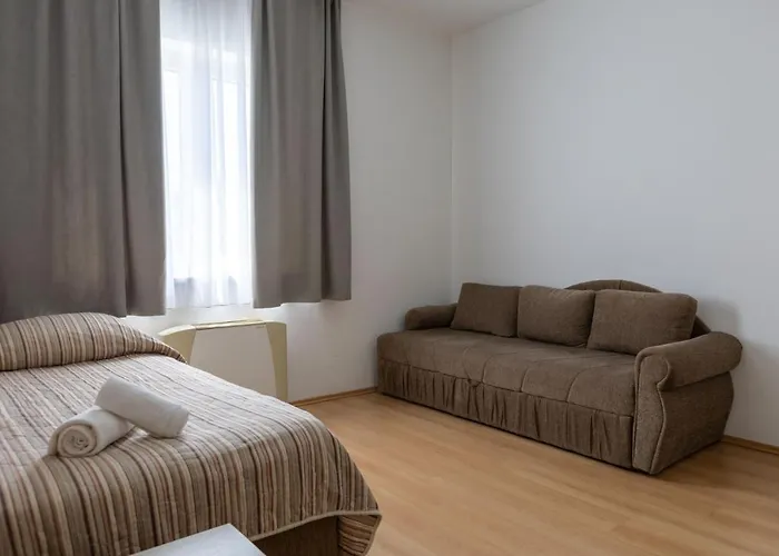 Porto Otel 3*